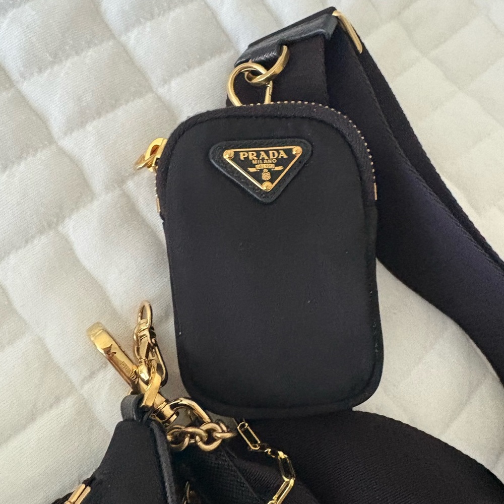 Prada Black and Gold Chain Shoulder Bag - Picture 4 of 5